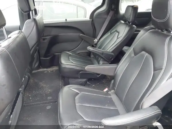 2C4RC3BG3PR576174 2023 CHRYSLER PACIFICA - Image 8