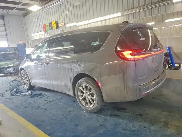 2C4RC3BG3PR614972 2023 CHRYSLER PACIFICA - Image 2