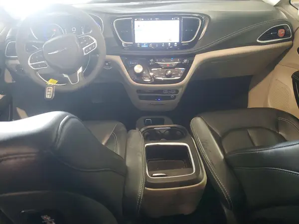 2C4RC3BG3PR614972 2023 CHRYSLER PACIFICA - Image 8