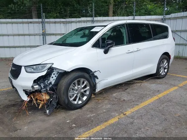 2C4RC3BG3RR127399 2024 CHRYSLER PACIFICA - Image 2