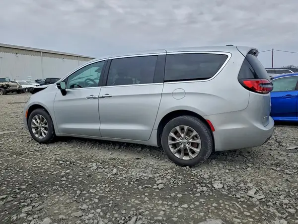 2C4RC3BG3RR185593 2024 CHRYSLER PACIFICA - Image 2
