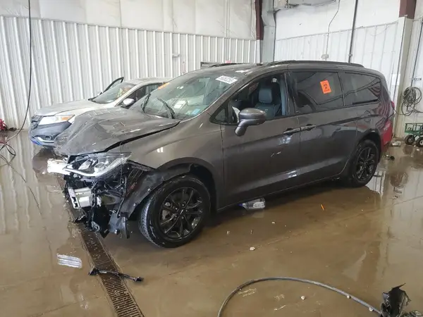 2C4RC3BG4LR263807 2020 CHRYSLER PACIFICA - Image 1