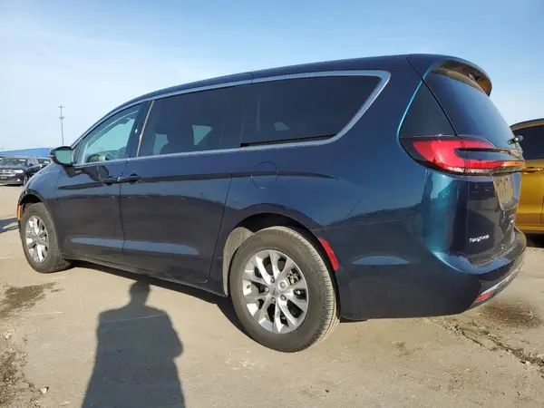 2C4RC3BG4PR605486 2023 CHRYSLER PACIFICA - Image 2
