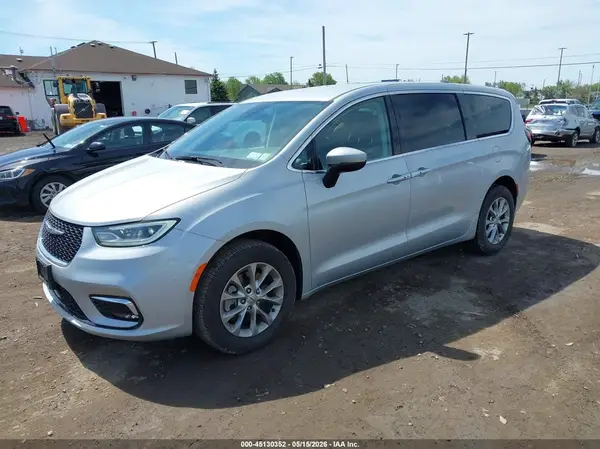 2C4RC3BG4PR610235 2023 CHRYSLER PACIFICA - Image 2