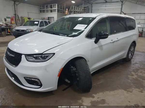 2C4RC3BG4RR174909 2024 CHRYSLER PACIFICA - Image 2