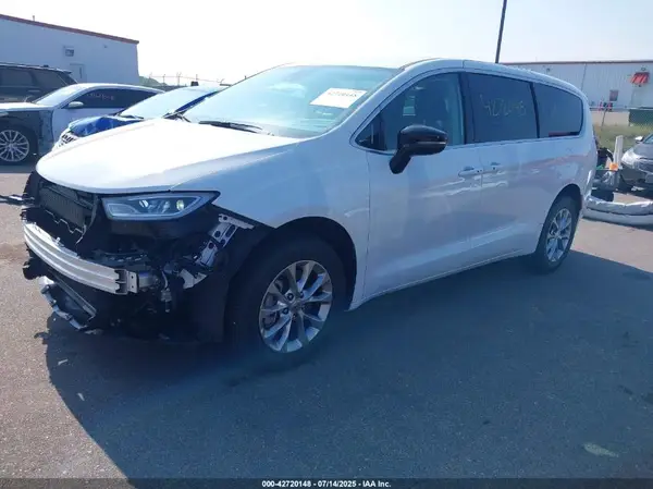 2C4RC3BG4RR175140 2024 CHRYSLER PACIFICA - Image 2