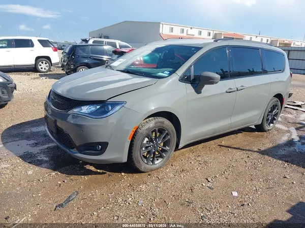 2C4RC3BG5LR274072 2020 CHRYSLER PACIFICA - Image 2