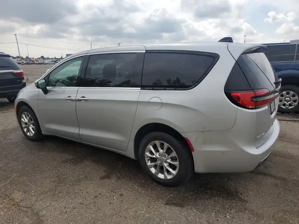 2C4RC3BG5PR503629 2023 CHRYSLER PACIFICA - Image 2