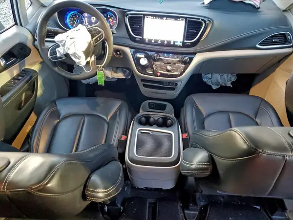 2C4RC3BG5PR609773 2023 CHRYSLER PACIFICA - Image 8