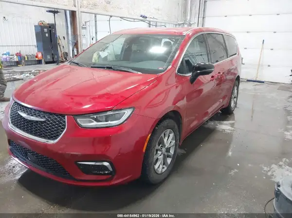 2C4RC3BG5SR606574 2025 CHRYSLER PACIFICA - Image 2