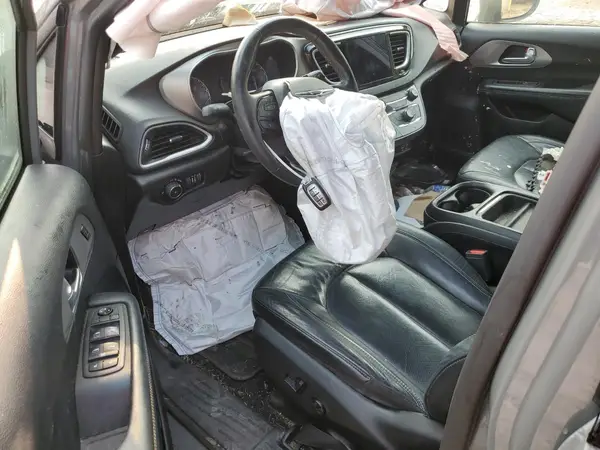 2C4RC3BG6LR273853 2020 CHRYSLER PACIFICA - Image 8
