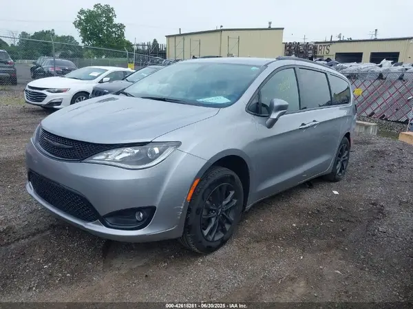 2C4RC3BG6LR278163 2020 CHRYSLER PACIFICA - Image 2