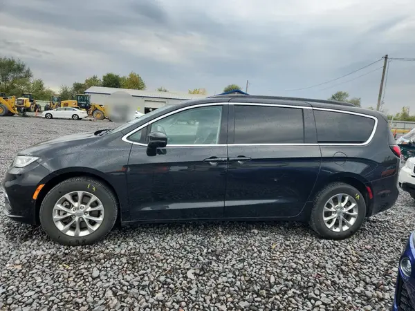2C4RC3BG6NR124510 2022 CHRYSLER PACIFICA - Image 2