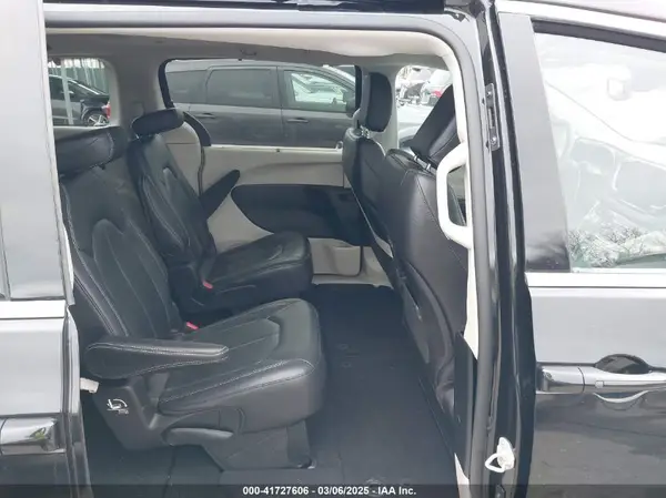 2C4RC3BG6NR164599 2022 CHRYSLER PACIFICA - Image 8