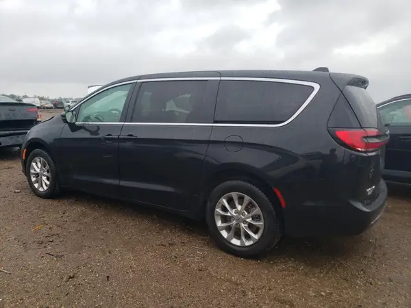 2C4RC3BG6PR523632 2023 CHRYSLER PACIFICA - Image 2