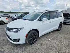 2C4RC3BG7LR267821 2020 CHRYSLER PACIFICA