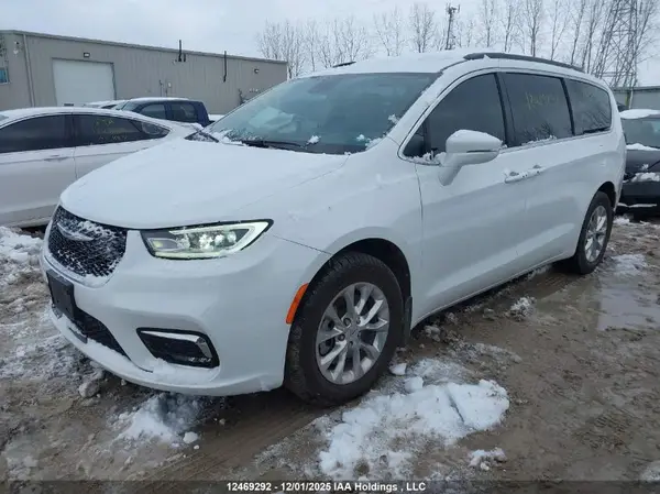 2C4RC3BG7NR225927 2022 CHRYSLER PACIFICA - Image 2