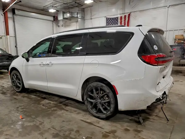 2C4RC3BG7PR585363 2023 CHRYSLER PACIFICA - Image 2