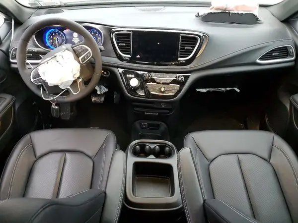2C4RC3BG7TR166908 2026 CHRYSLER PACIFICA - Image 8