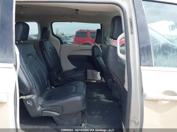 2C4RC3BG8MR526978 2021 CHRYSLER PACIFICA - Image 8