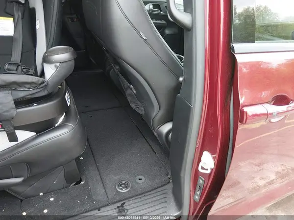 2C4RC3BG8PR545258 2023 CHRYSLER PACIFICA - Image 8