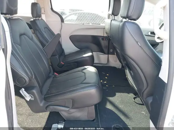 2C4RC3BG8RR185721 2024 CHRYSLER PACIFICA - Image 8