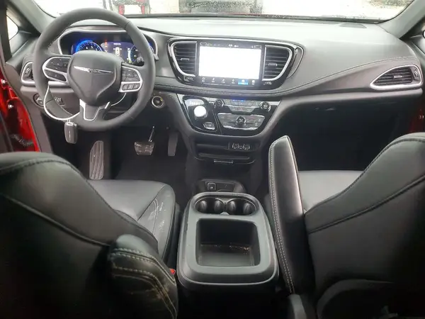 2C4RC3BG8SR517856 2025 CHRYSLER PACIFICA - Image 8