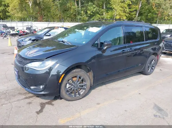 2C4RC3BG9LR267903 2020 CHRYSLER PACIFICA - Image 2