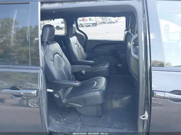 2C4RC3BG9LR267903 2020 CHRYSLER PACIFICA - Image 8