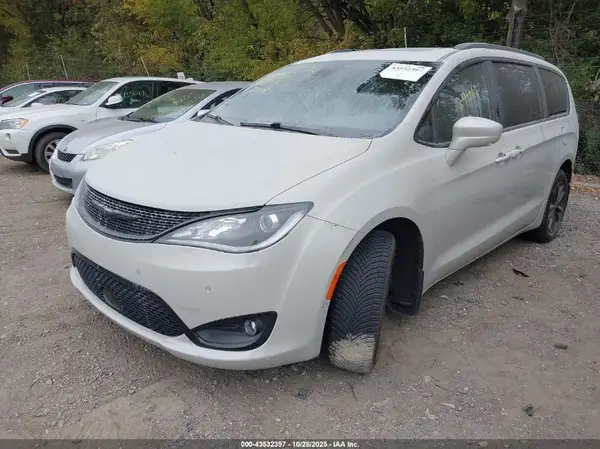 2C4RC3BG9LR271062 2020 CHRYSLER PACIFICA - Image 2
