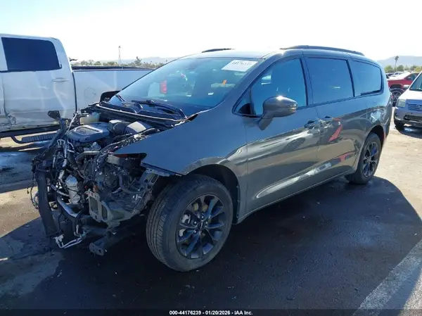 2C4RC3BG9MR525564 2021 CHRYSLER PACIFICA - Image 2