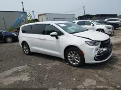 2C4RC3BG9PR570072 2023 CHRYSLER PACIFICA