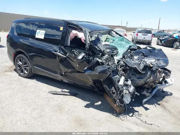 2C4RC3BG9PR585476 2023 CHRYSLER PACIFICA - Image 1