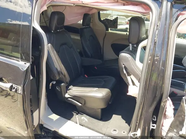 2C4RC3BG9PR585476 2023 CHRYSLER PACIFICA - Image 8