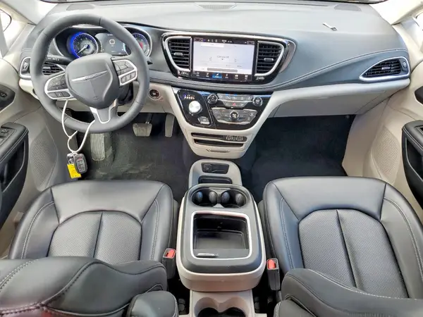 2C4RC3BG9PR619111 2023 CHRYSLER PACIFICA - Image 8