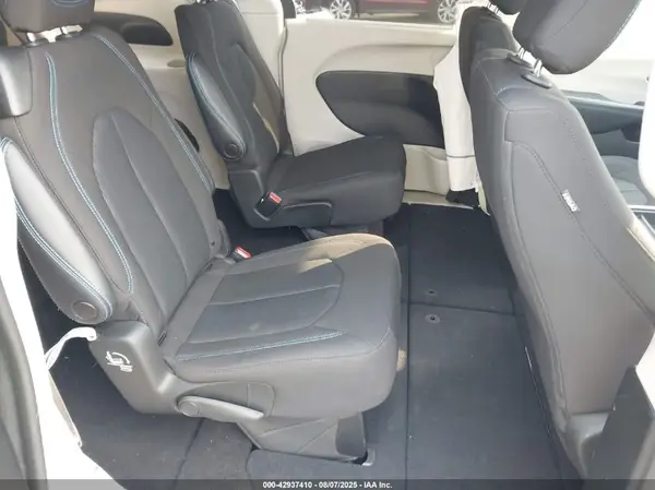 2C4RC3FG1MR575451 2021 CHRYSLER PACIFICA - Image 8