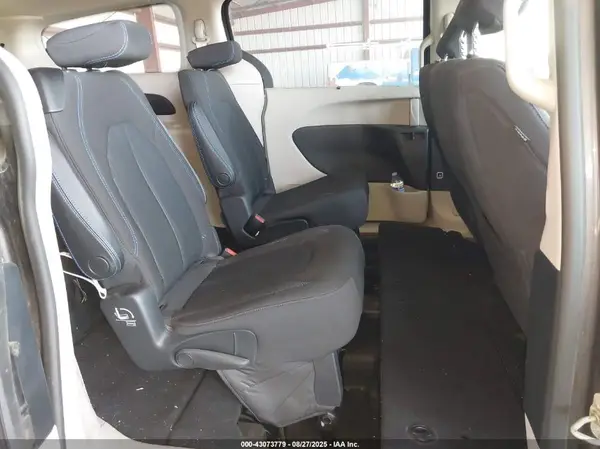 2C4RC3FG7MR540915 2021 CHRYSLER PACIFICA - Image 8