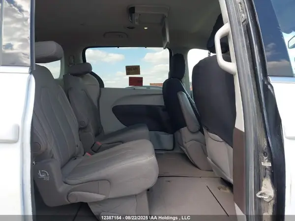 2C4RC3FGXMR537216 2021 CHRYSLER PACIFICA - Image 8