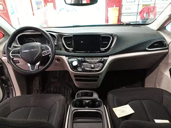 2C4RC3FGXMR566022 2021 CHRYSLER PACIFICA - Image 8