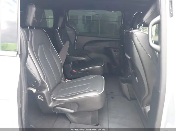 2C4RC3GG1PR609990 2023 CHRYSLER PACIFICA - Image 8