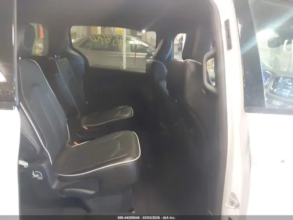 2C4RC3GG1SR508506 2025 CHRYSLER PACIFICA - Image 8