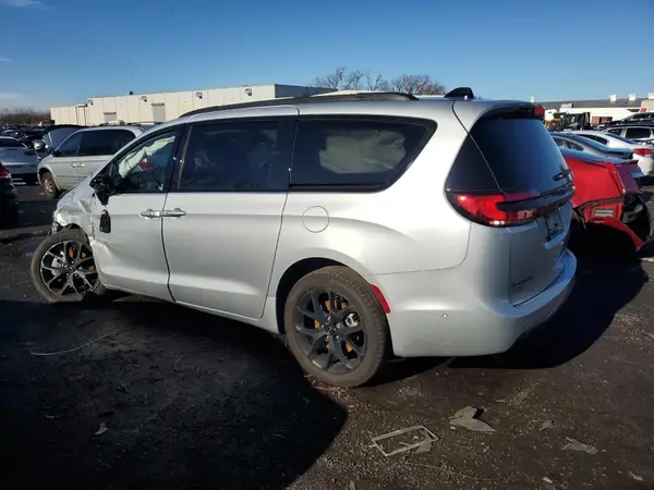 2C4RC3GG5PR504045 2023 CHRYSLER PACIFICA - Image 2