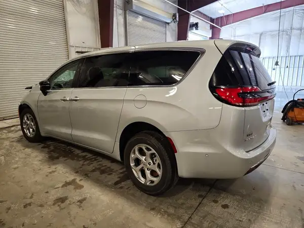 2C4RC3GG5RR138168 2024 CHRYSLER PACIFICA - Image 2