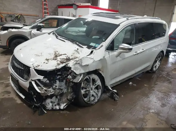 2C4RC3PG3NR184513 2022 CHRYSLER PACIFICA - Image 2