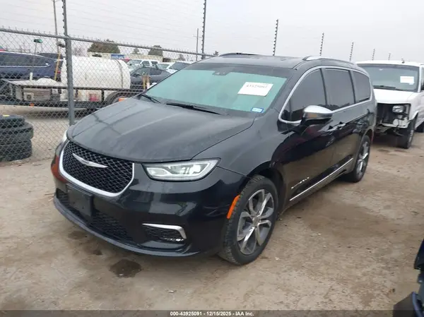 2C4RC3PG5PR501159 2023 CHRYSLER PACIFICA - Image 2