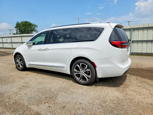 2C4RC3PG6RR190702 2024 CHRYSLER PACIFICA - Image 2