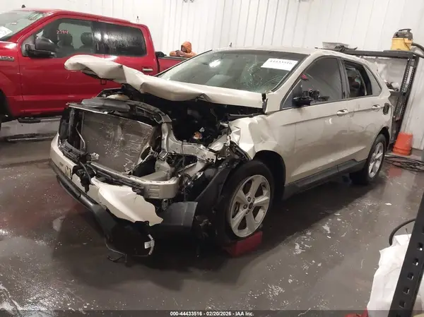 2FMPK3G9XJBB10483 2018 FORD EDGE - Image 2