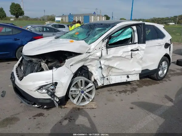 2FMPK3J8XJBB67184 2018 FORD EDGE - Image 2