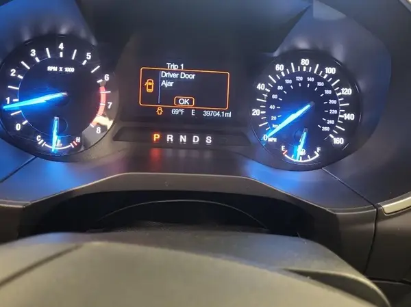 2FMPK3J91HBC28103 2017 FORD EDGE - Image 1