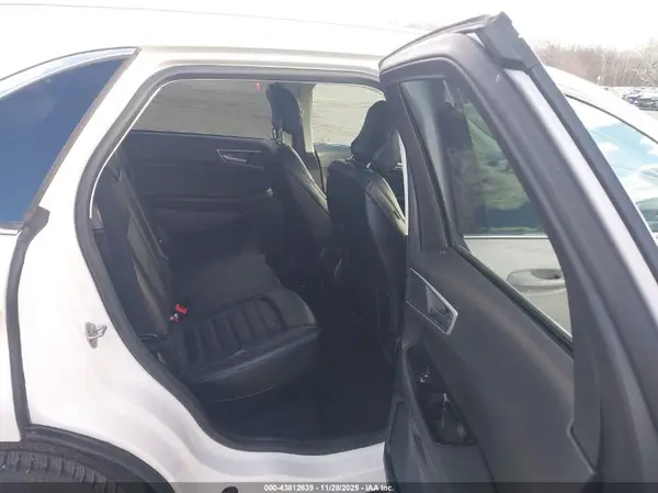 2FMPK3J91KBC58368 2019 FORD EDGE - Image 8